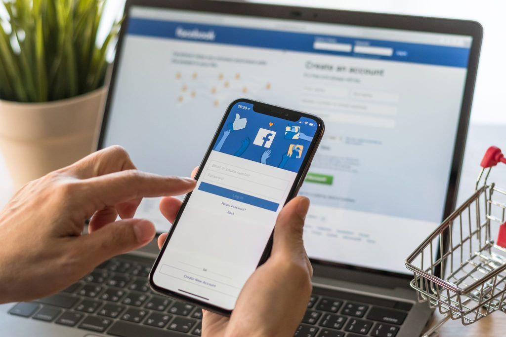 Geldstrafe: Hetze gegen Homosexuelle auf Facebook