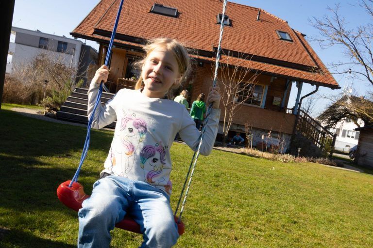In diesem Garten trägt das Glück die Farben der Blumen