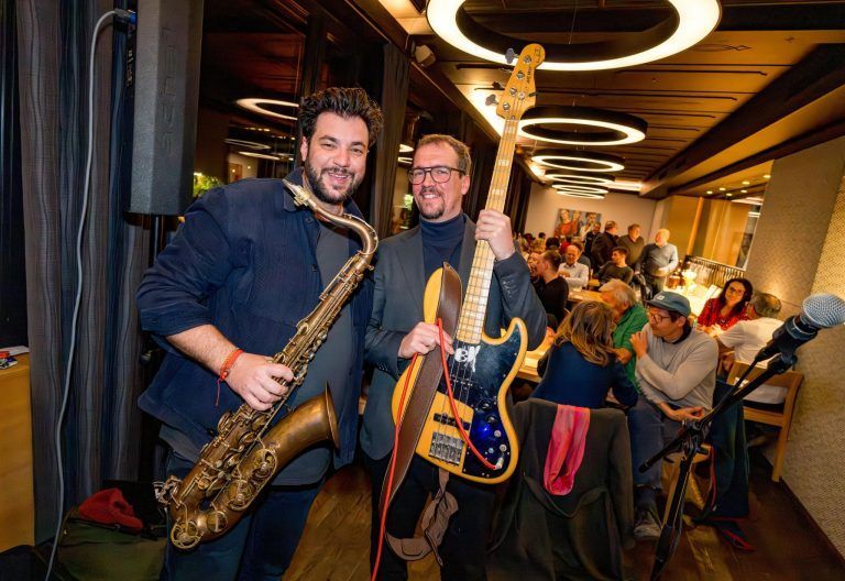 Wahlkampf-Finale beim "Fierobad Jazz" in der Alpenstadt