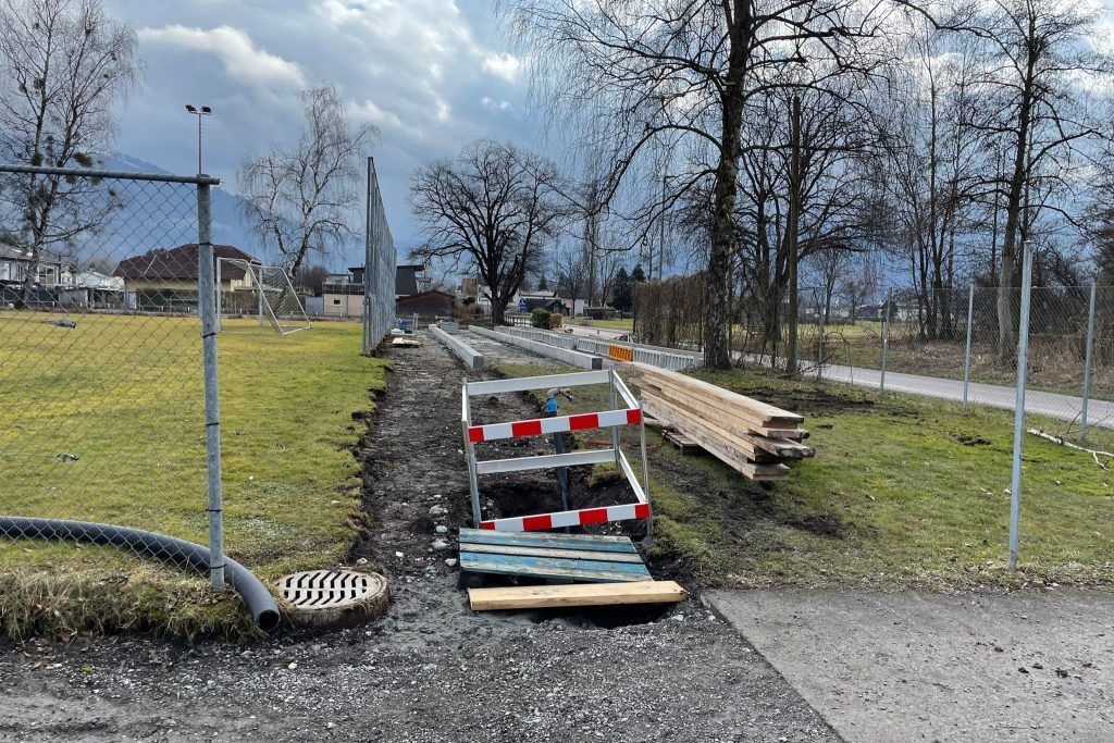 Nach Klubheimbrand: Container werden aufgestellt