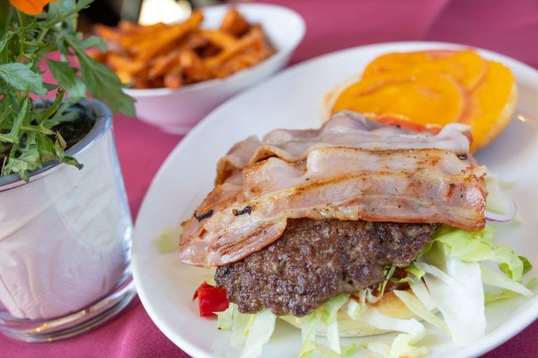Tradition trifft auf Burger-Kunst