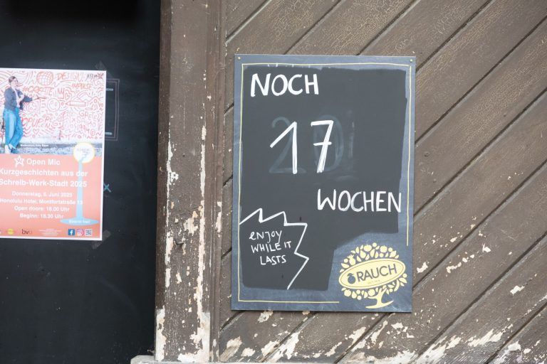 Einchecken und den letzten Sommer genießen