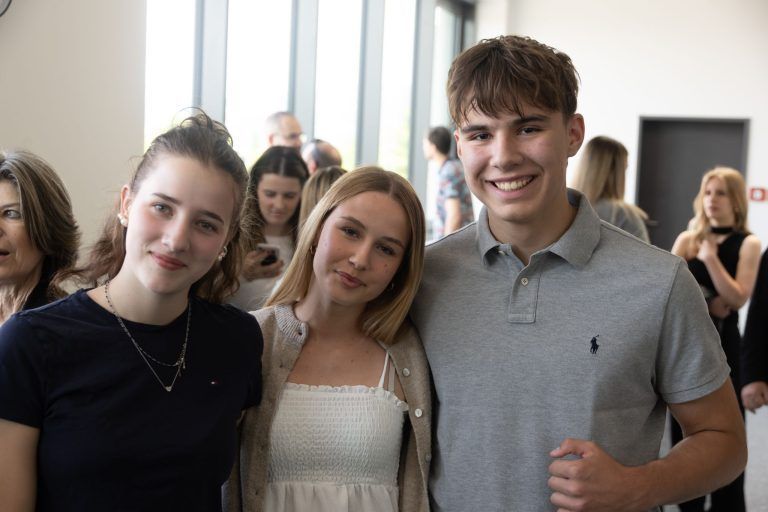 Schüler fragen, der Bildungsminister antwortet