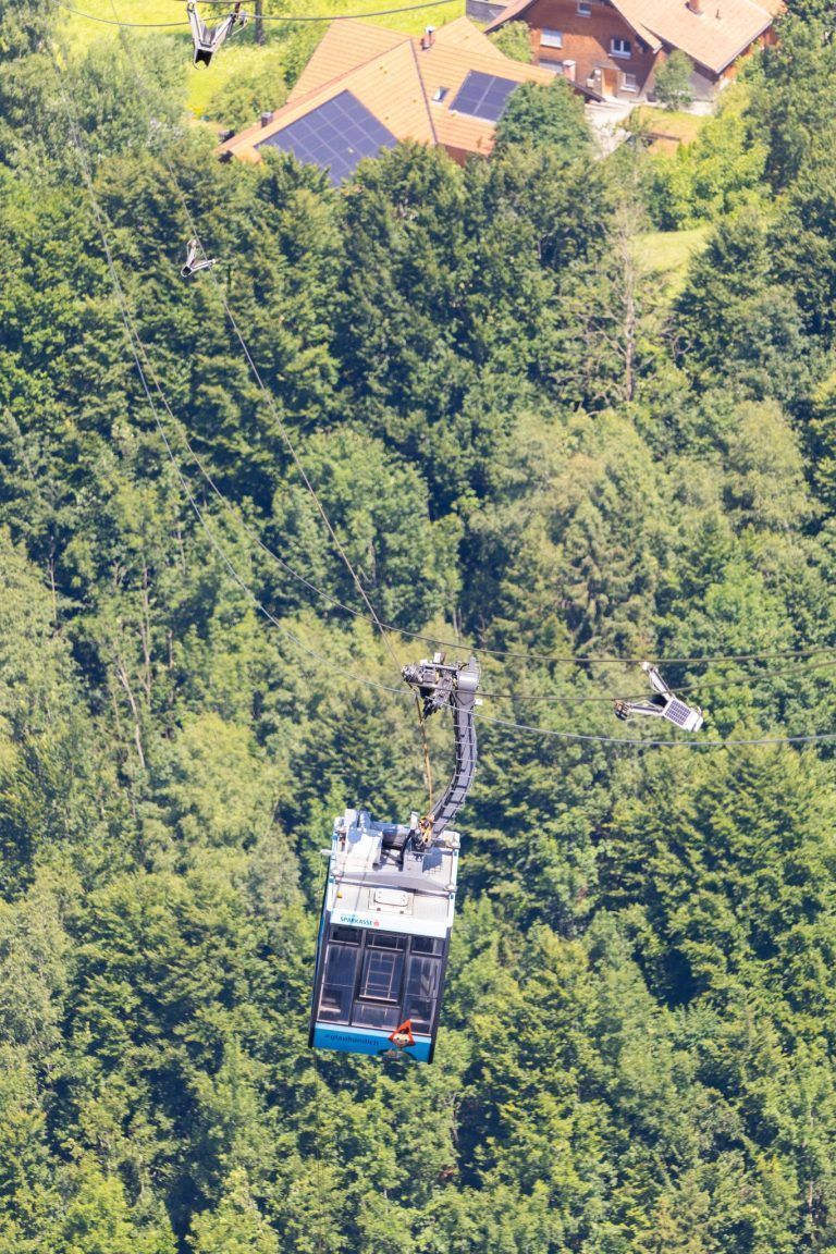 Lokalaugenschein an der Karrenseilbahn: Was Wanderer über das Sturm-Drama denken
