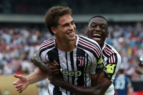 Real gewinnt mit zehn Mann &#8211; Juve im Achtelfinale