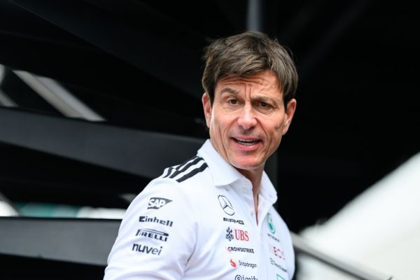 Wolff dementiert Gespräche mit Verstappen nicht
