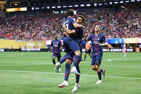 Paris SG überrollt Messis Inter Miami und trifft auf Bayern