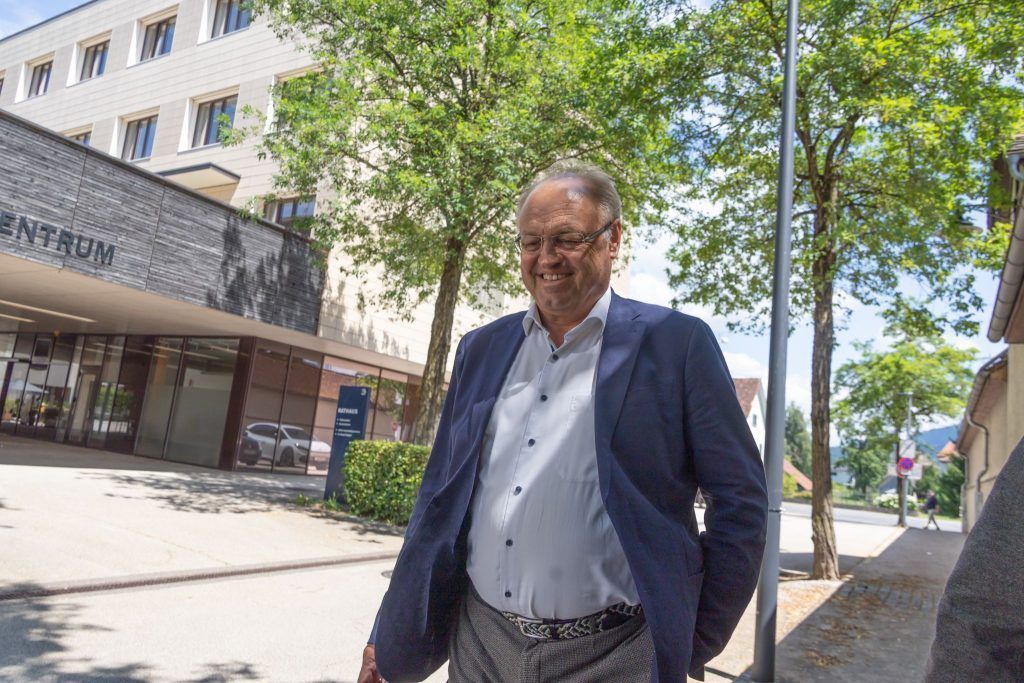 Comeback nach Schlaganfall: Politik als beste Medizin