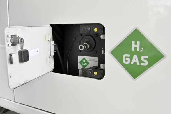 Gasbranche mahnt zur Eile beim Wasserstoff-Netzausbau