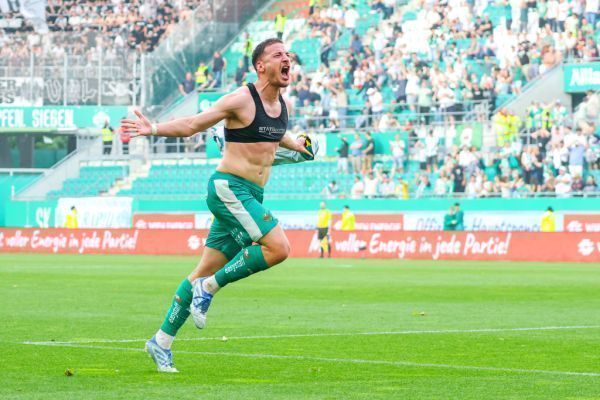 Rapid verpflichtet Stürmer Kara fix
