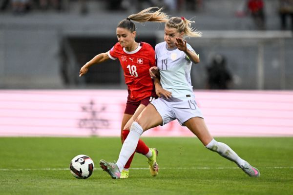 Gastgeber Schweiz unterliegt Norwegen zum EM-Auftakt 1:2
