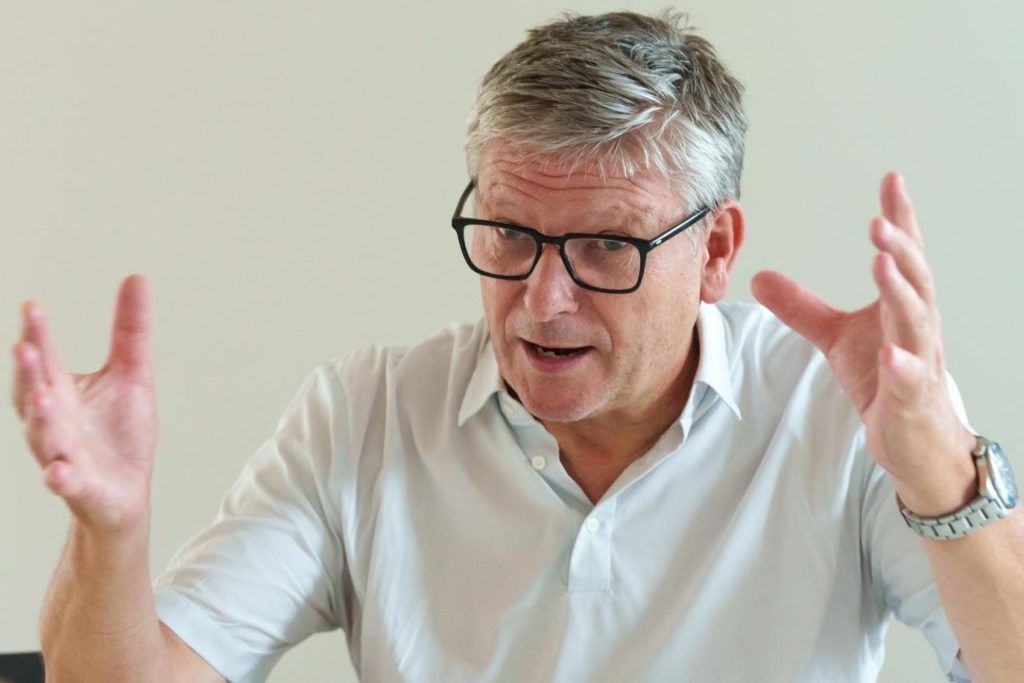 Blaßnig rechnet ab: &#8220;So setzt man das System auf&#8217;s Spiel&#8221;