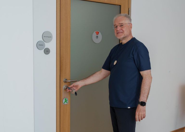 Der letzte Schultag nach 42 Jahren: "Ich werde mein Baby, die Schule, vermissen"