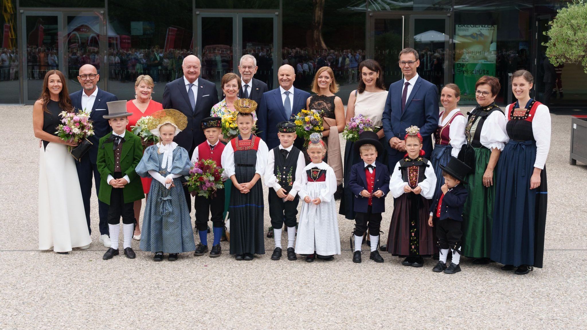 Prominenz und Glamour bei der Eröffnung der Bregenzer Festspiele