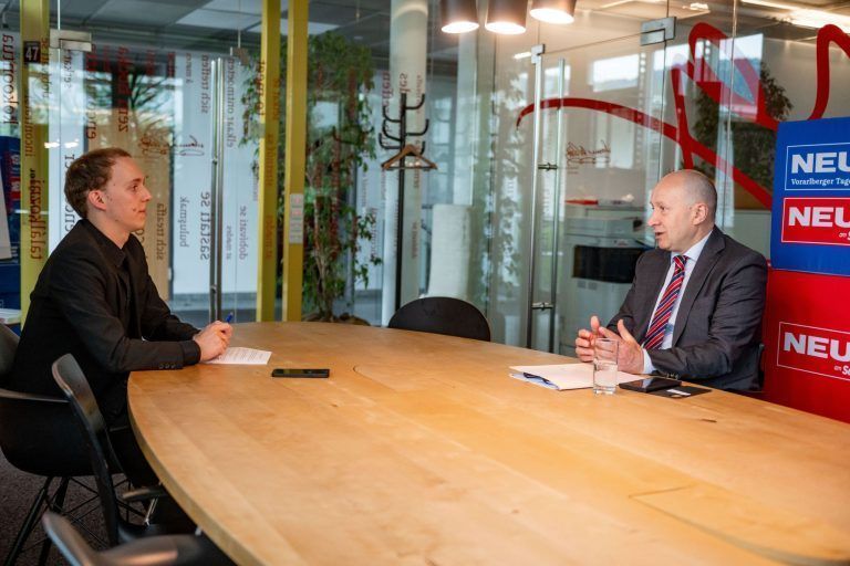 Interview mit dem ukrainischen Botschafter Vasyl Khymynets