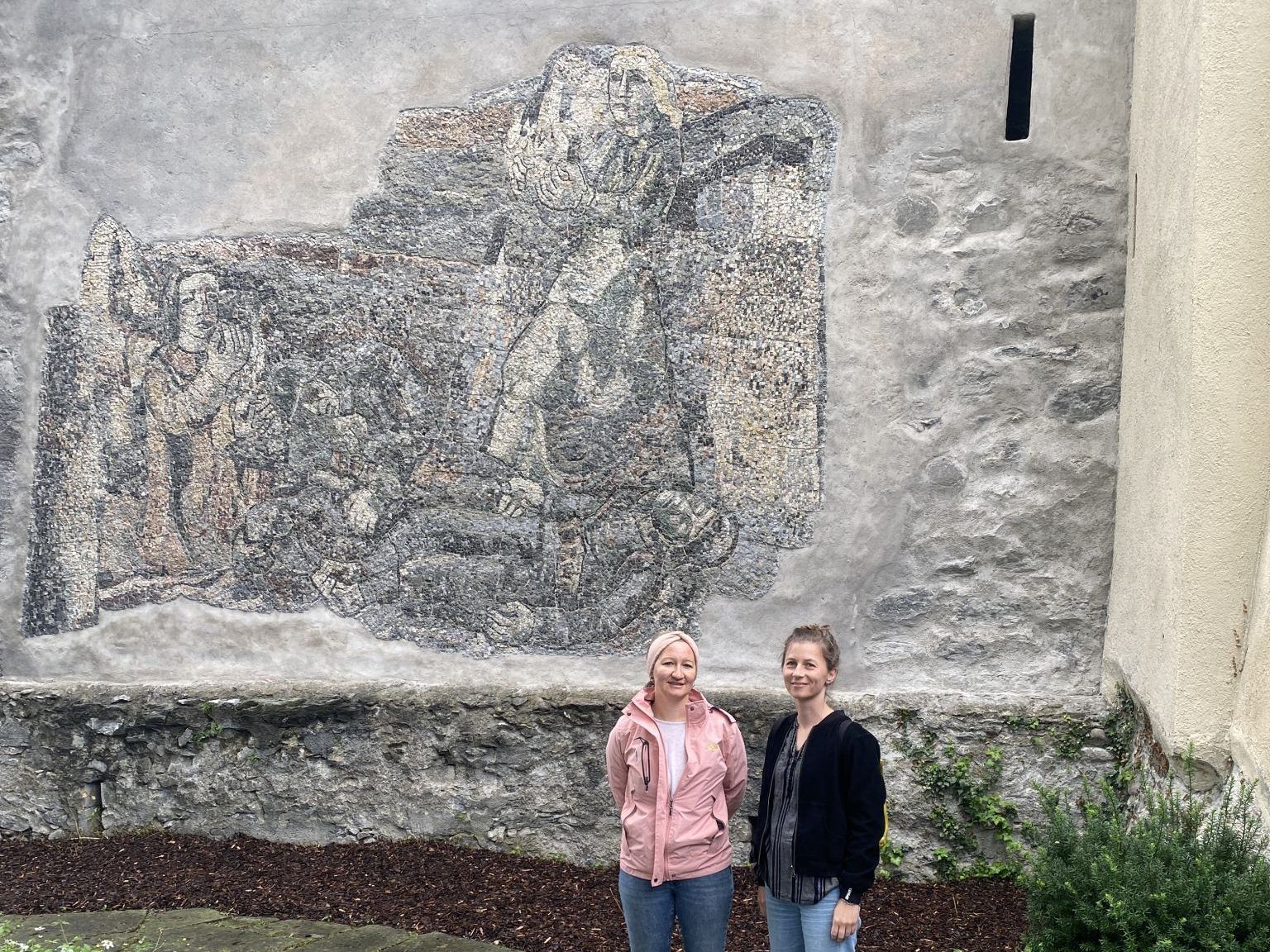 Ein Mosaik zum Gedenken an Opfer – nicht an „Helden“