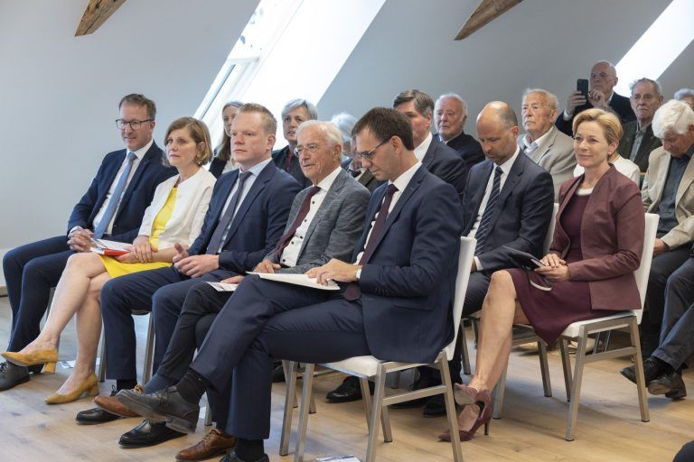 Zeugnistag für die Landesregierung: Wer bekommt die besten Noten?