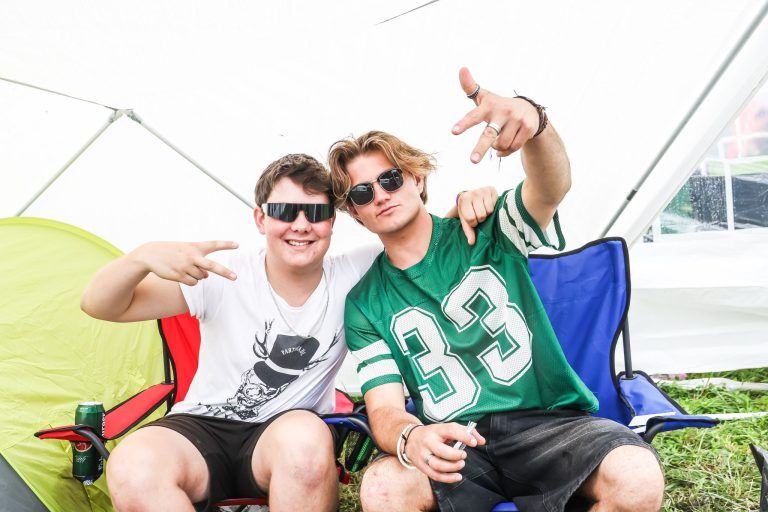Szene Openair: Matschweg als Laufsteg