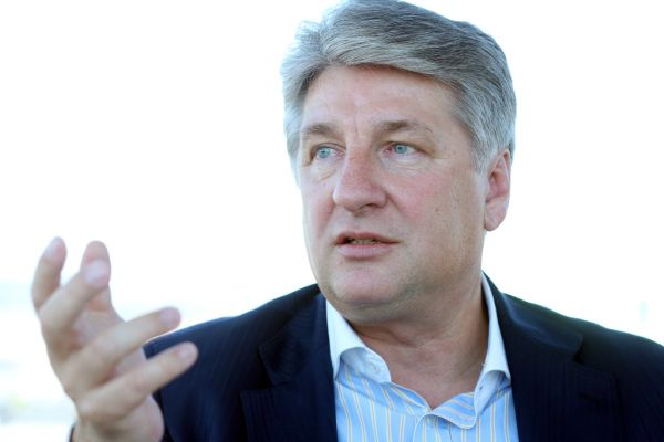 Strafverfahren gegen Ronny Pecik nach Diversion vom Tisch