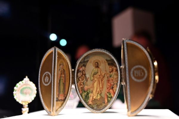 Edelstein-Firma verkauft Fabergé-Eier-Produzenten