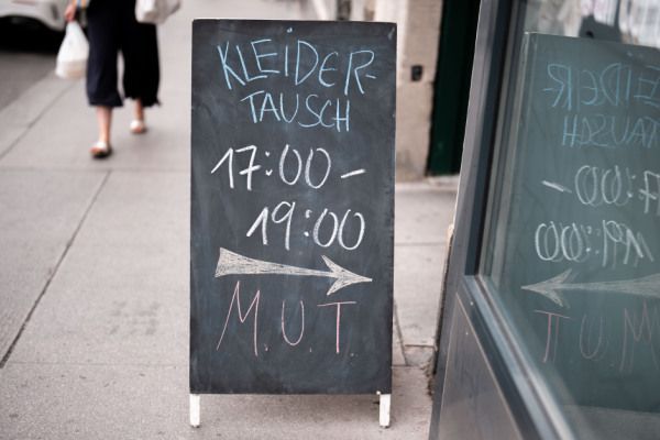 Sozialverein lädt zum Kleidertausch für den Klimaschutz