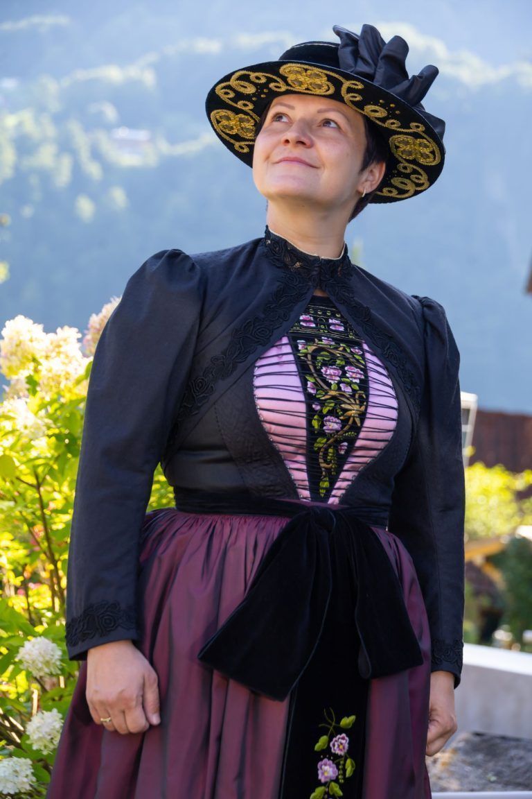 Trachten: Von alter Kunst und Tradition