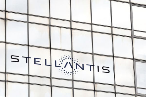 Stellantis pausiert Autoproduktion wegen geringer Nachfrage