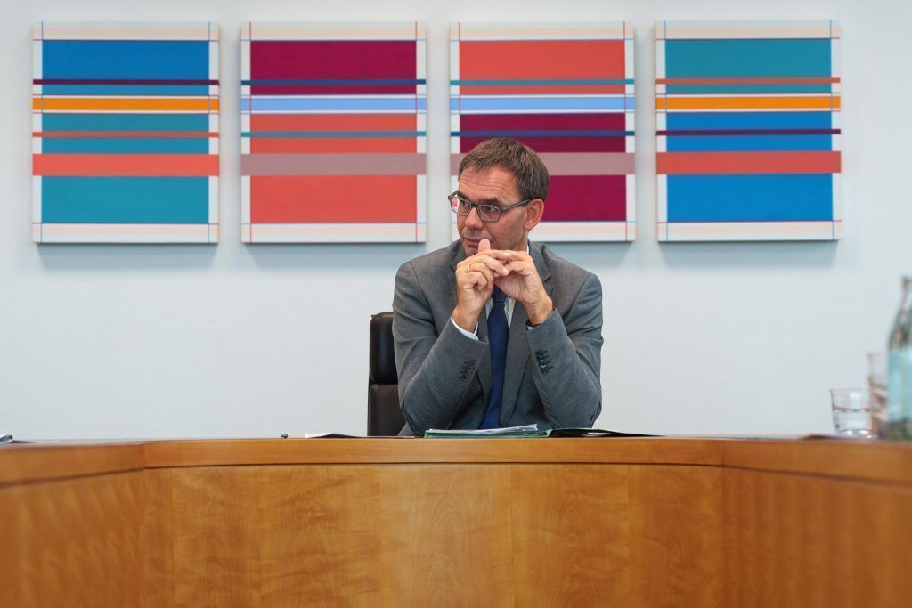 Land schafft Anlaufstelle für Bürokratieabbau: Was steckt dahinter?