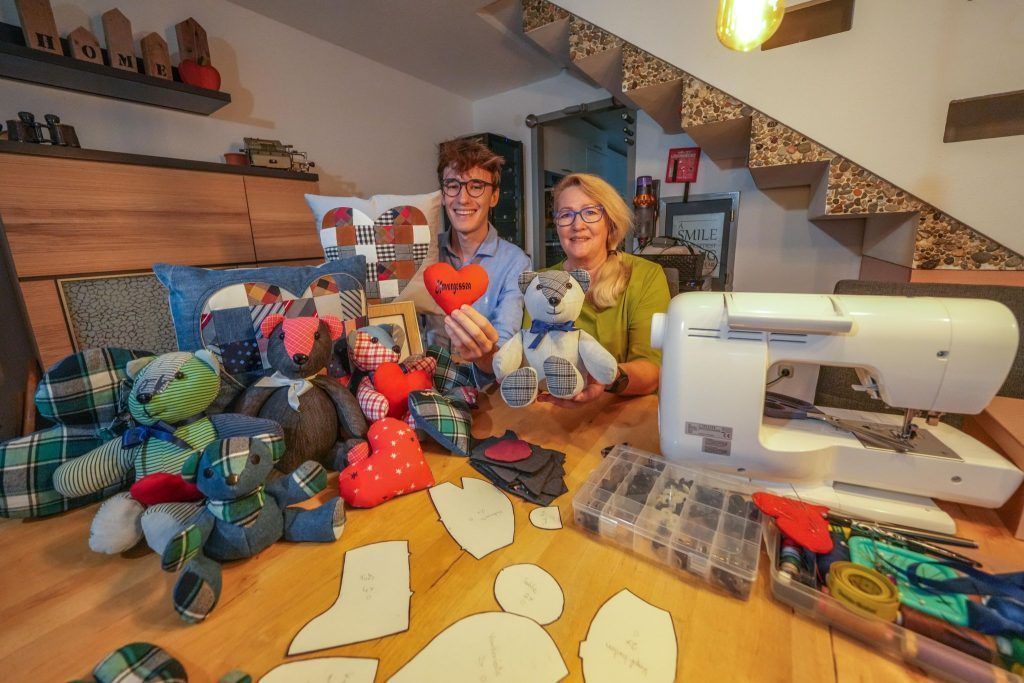 Erinnerungsstücke aus Kleidung Verstorbener