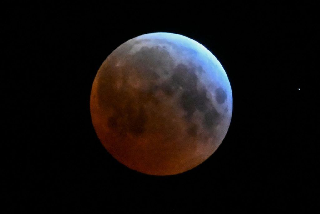 Totale Mondfinsternis: Ein beeindruckendes Naturspektakel heute über Vorarlberg