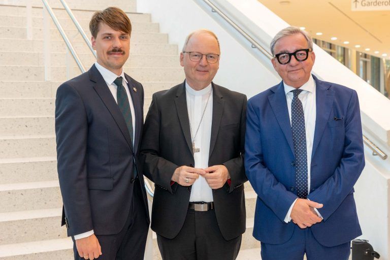 Honorarkonsul Empfang Ausstellung