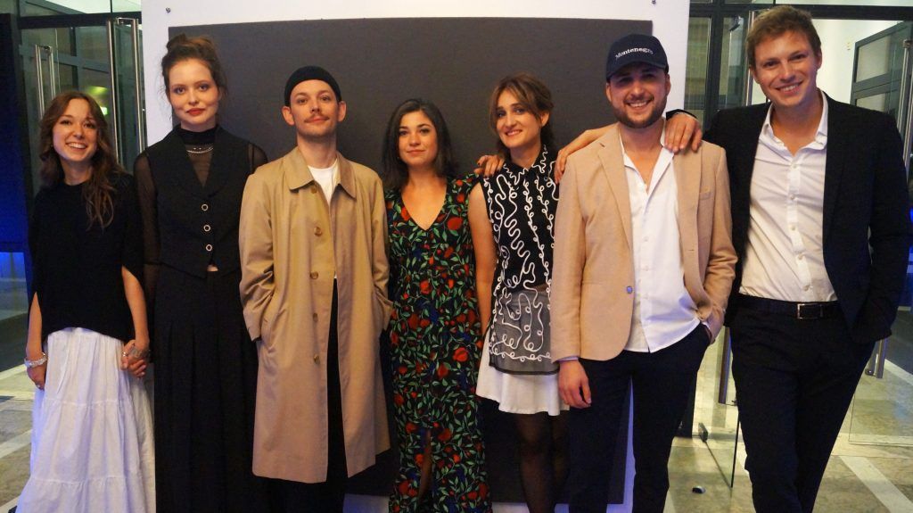 New Yorker Kellerbar-Flair: Premiere am Vorarlberger Landestheater