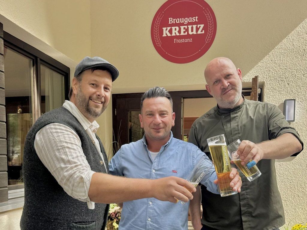 Braugast Kreuz in Frastanz feierlich neu eröffnet