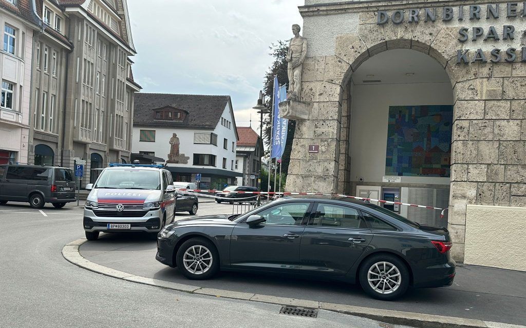Spielsüchtiger Kunde überfiel Hausbank