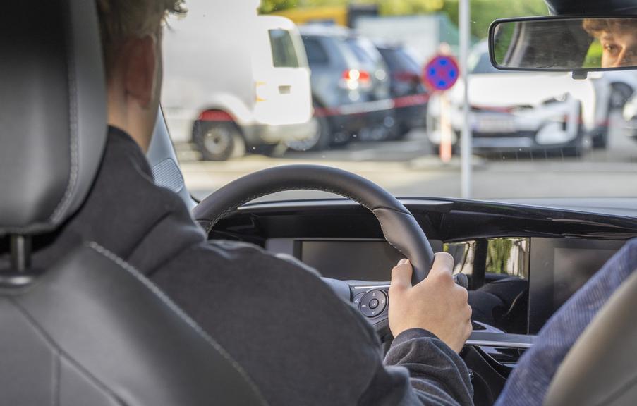 Kontrollausschuss zu Führerschein-Causa: Zwischen &#8220;sachlich&#8221;, &#8220;konstruktiv&#8221; und &#8220;lächerlich&#8221;