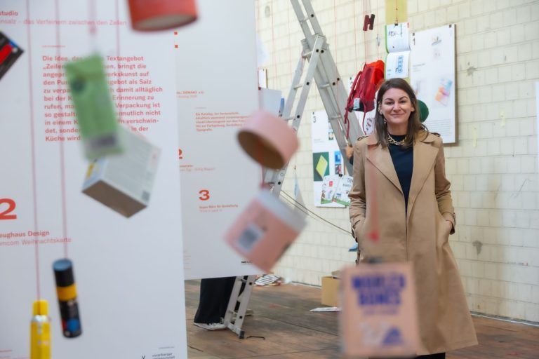 Die Fährfrau im Fluss der Kreativität