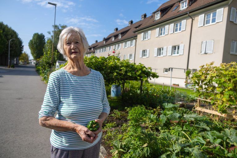 Amalia Meraner, die älteste Bewohnerin der Siedlung am Südtirolerplatz in Hard