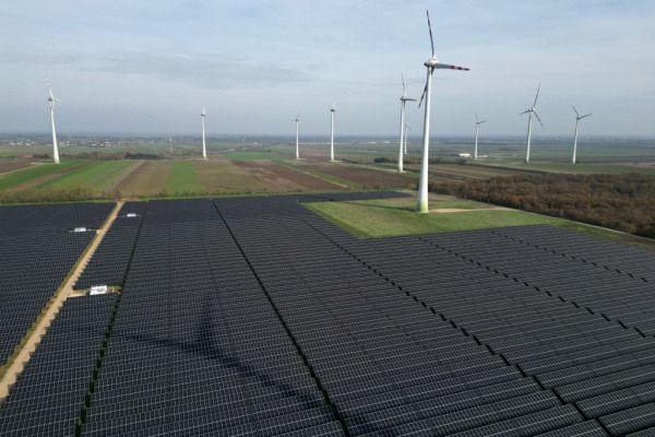 Trotz Rekords zu wenig erneuerbare Energie