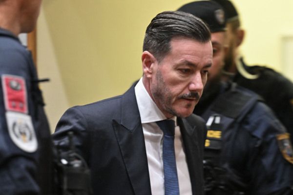 SoKo Signa sieht "dringenden Verdacht" auf Geldkarussell