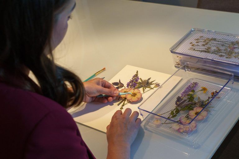 Nemie: Blumenschmuck konserviert für die Ewigkeit