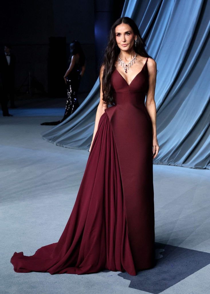 Stars machen’s vor: Diese Farben prägen die Ballmode der Saison