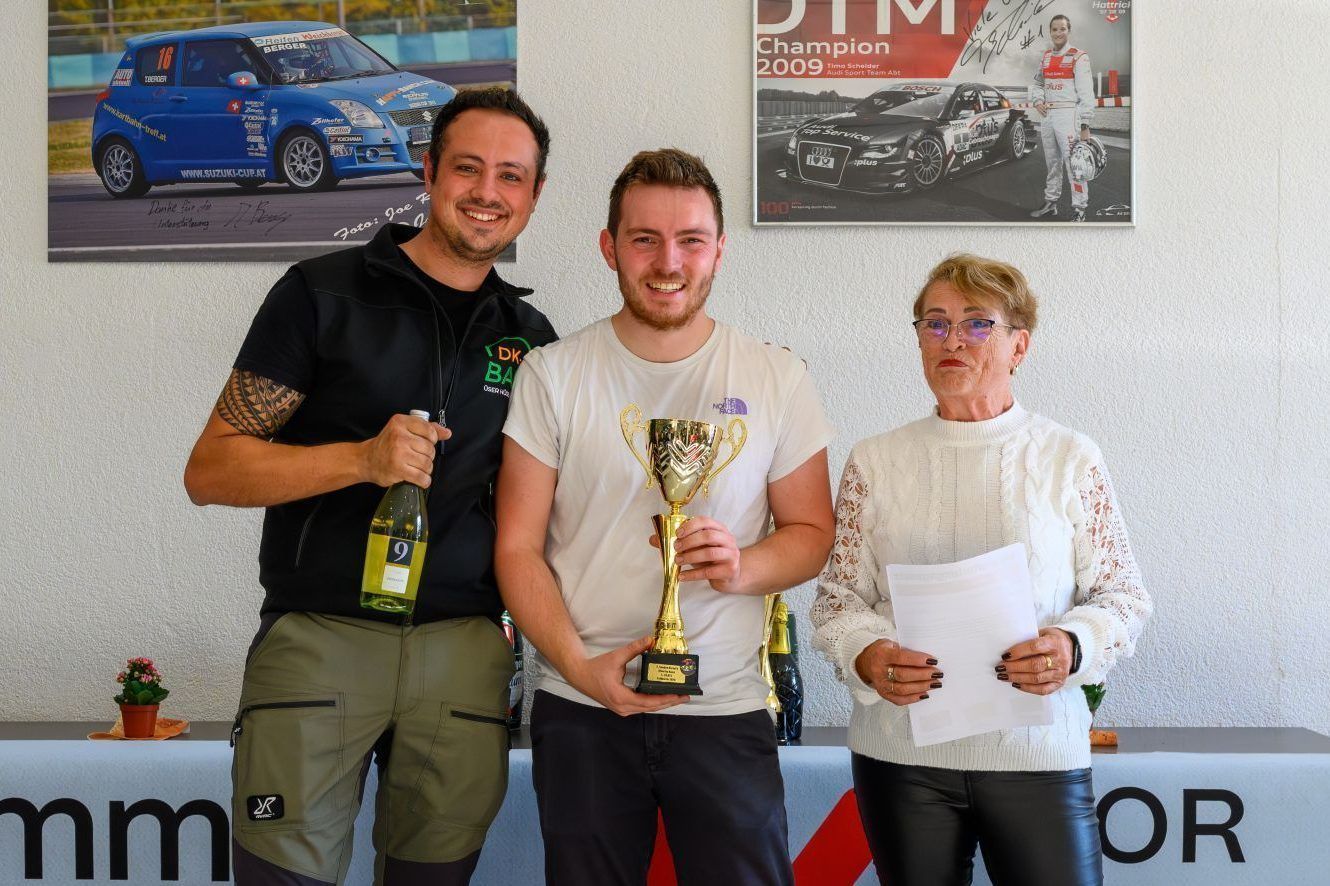Charity Race fährt starke Spende ein: 4215 Euro für die NEUE-Patenkinder
