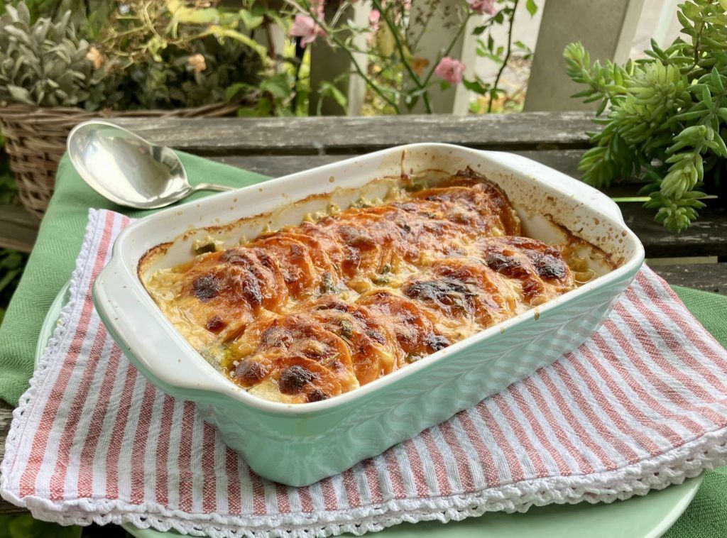 Cremiges Süßkartoffelgratin