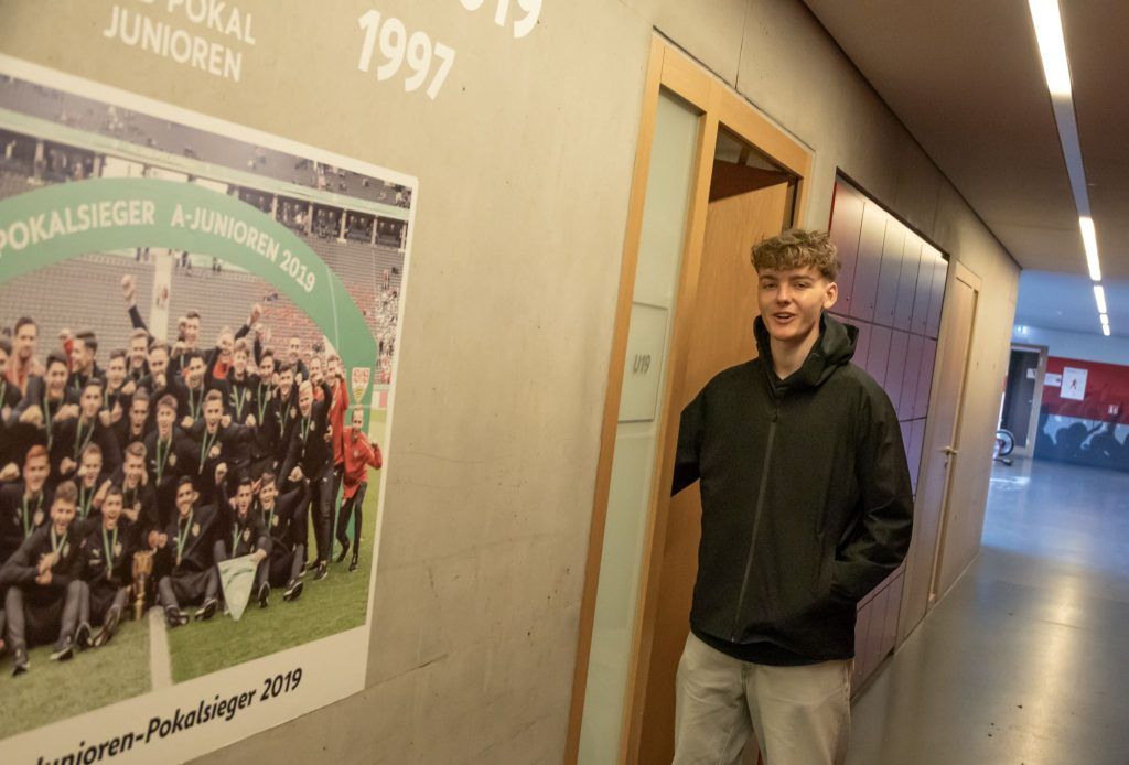 Auf Besuch bei Yanik Spalt beim VfB Stuttgart