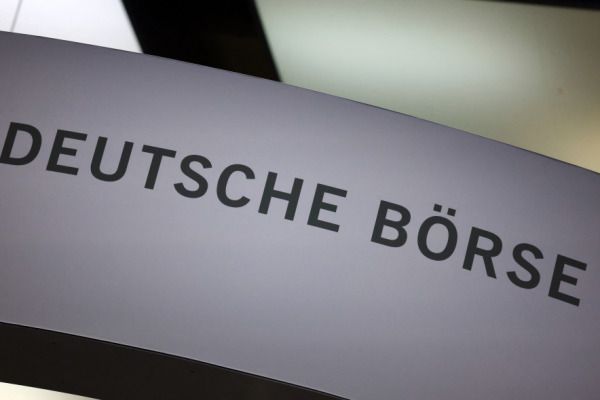 EU nimmt Deutsche Börse und Nasdaq unter die Lupe