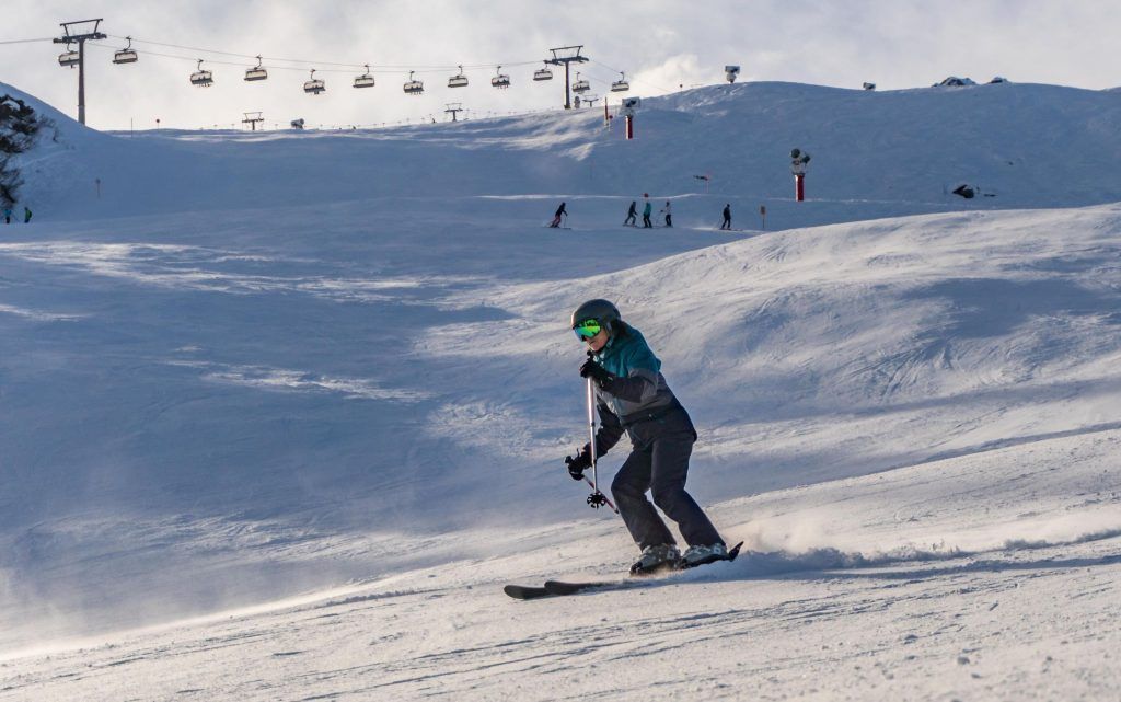 Jetzt geht's auf die Piste: Welche Skigebiete wann geöffnet haben