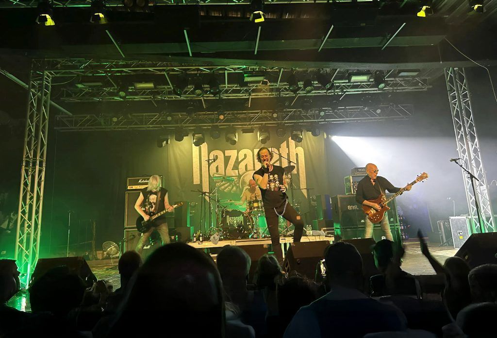 „Love Hurts“ und andere Klassiker: Nazareth rockten Lindau