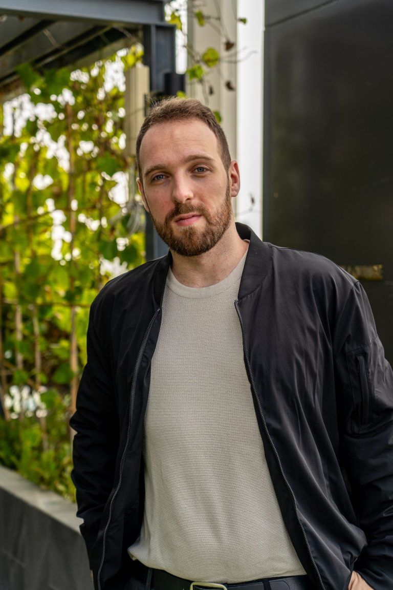 Lukas Wagner, Porträt