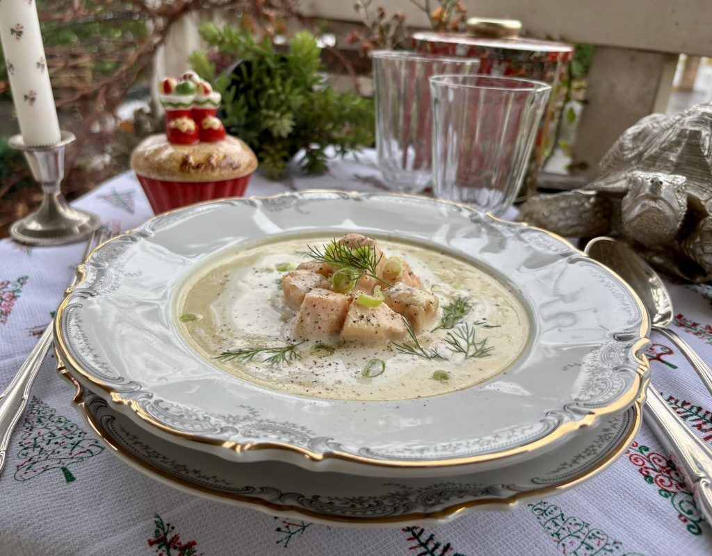 Kartoffel-Lauchsuppe mit Lachs und Kren