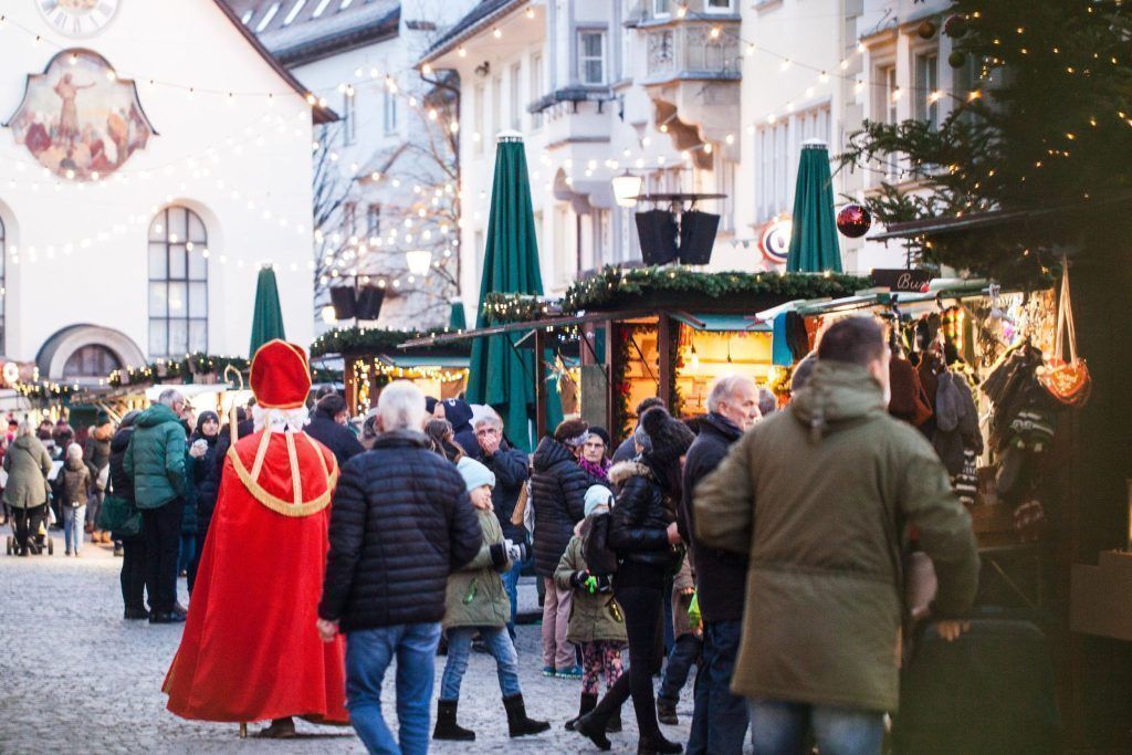 Lichterglanz und Küachle: Wo im Ländle am Wochenende der Advent beginnt